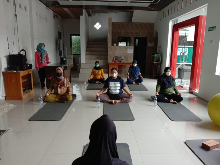 yoga-bumil.jpg